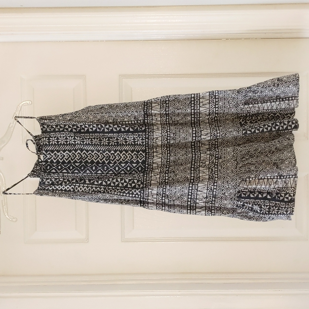 LOFT Blue & White Patterned Summer Dress (or swimsuit cover up)